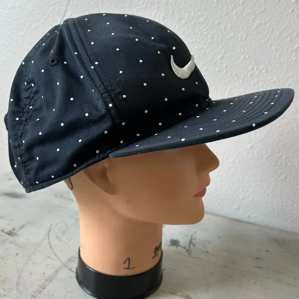 Nike Pro Dri-FIT wide brim Black Polka Dot Snapback Hat Golf sporty athletic